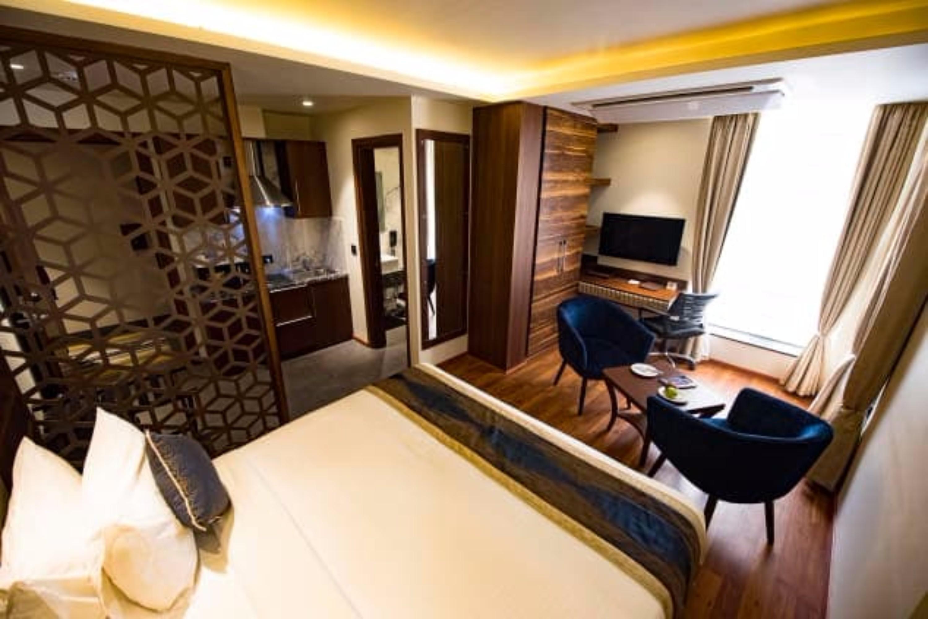 Connaught Royale Delhi Hotel New Delhi Exterior photo